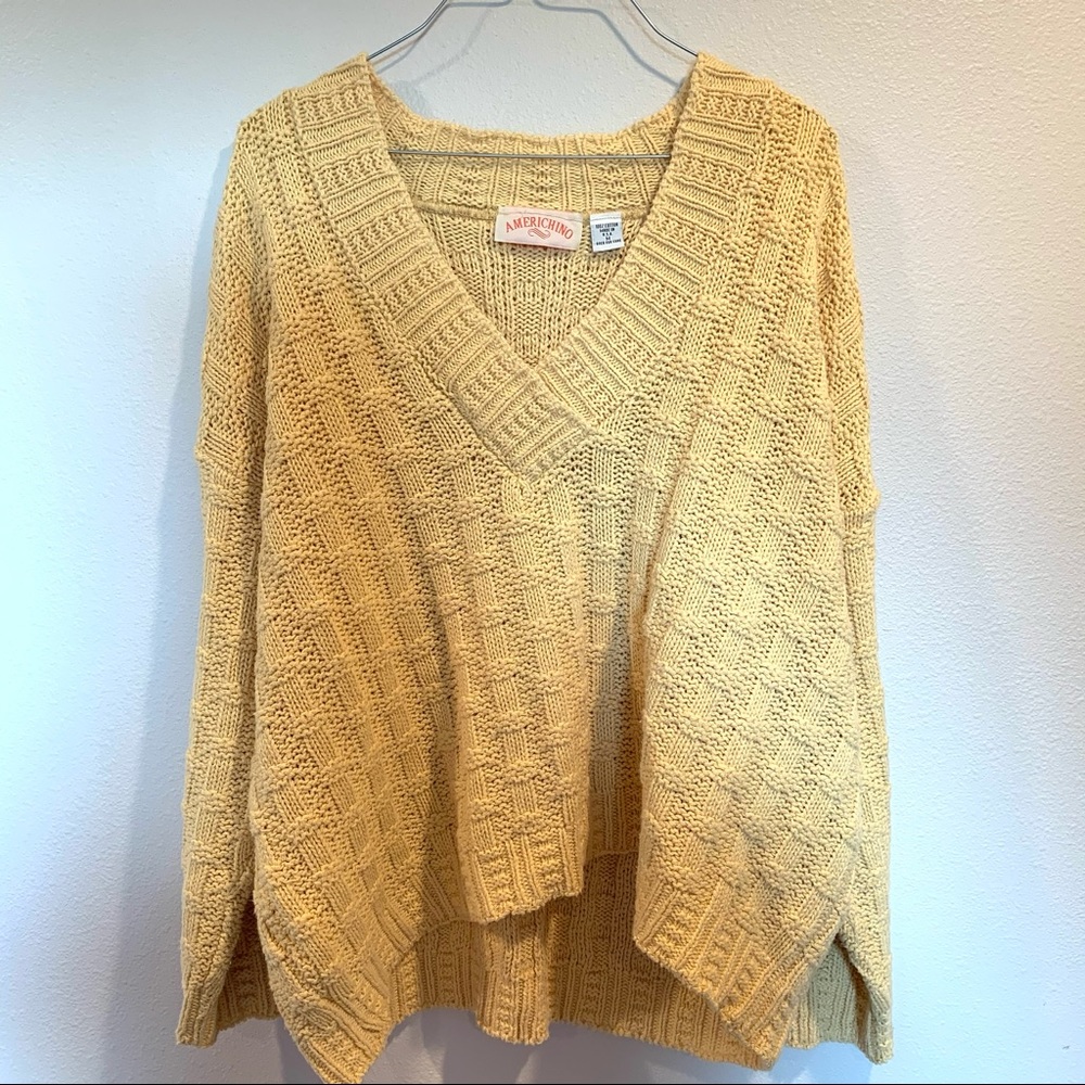 Yellow v-neck chunky cropped sweater